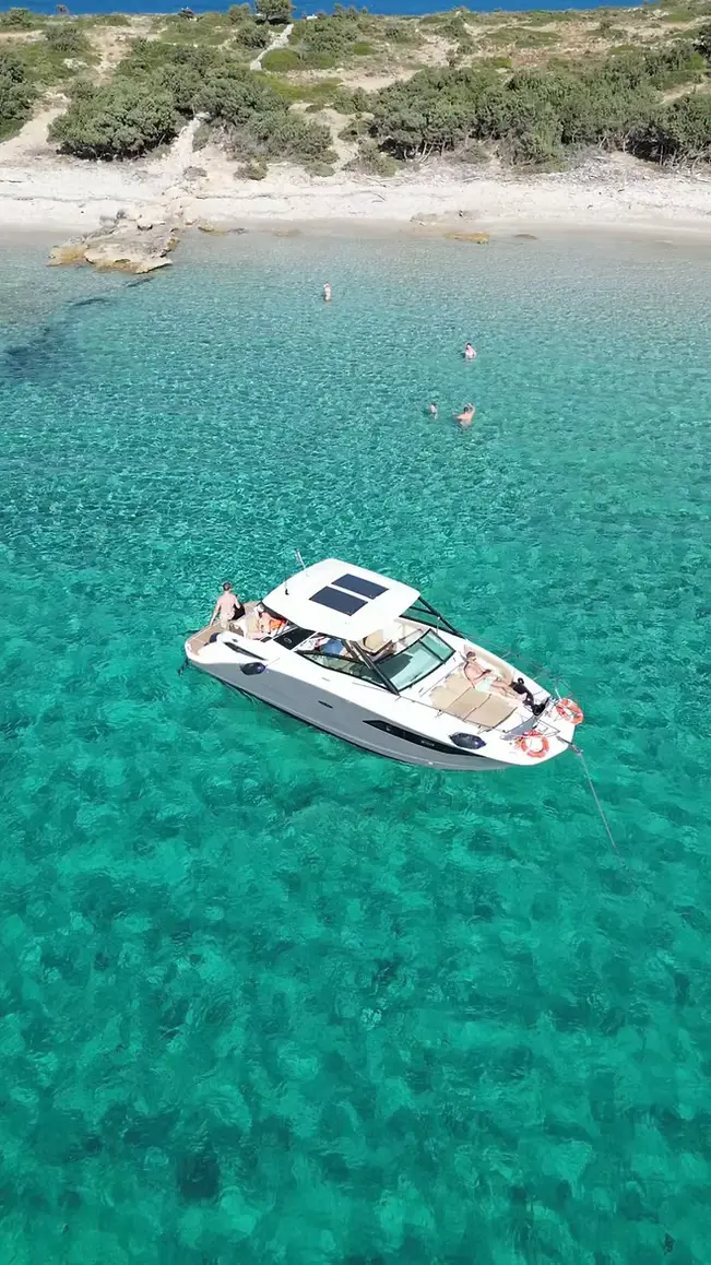 Private Luxury Yacht Afternoon Cruise